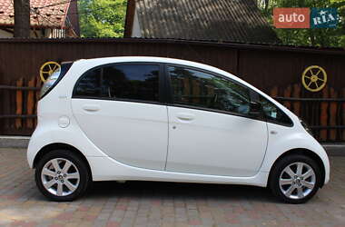 Хэтчбек Citroen C-Zero 2011 в 