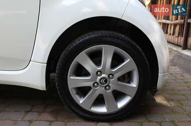 Хэтчбек Citroen C-Zero 2011 в 