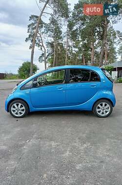 Хэтчбек Citroen C-Zero 2016 в 