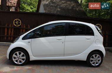 Хэтчбек Citroen C-Zero 2011 в 