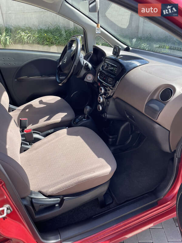 Хэтчбек Citroen C-Zero 2015 в Луцке