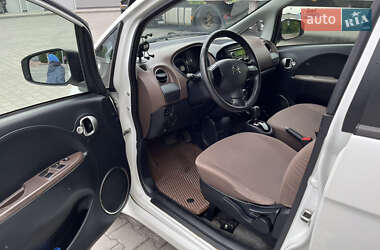 Хэтчбек Citroen C-Zero 2012 в 