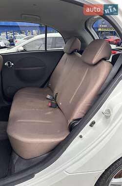 Хетчбек Citroen C-Zero 2015 в 