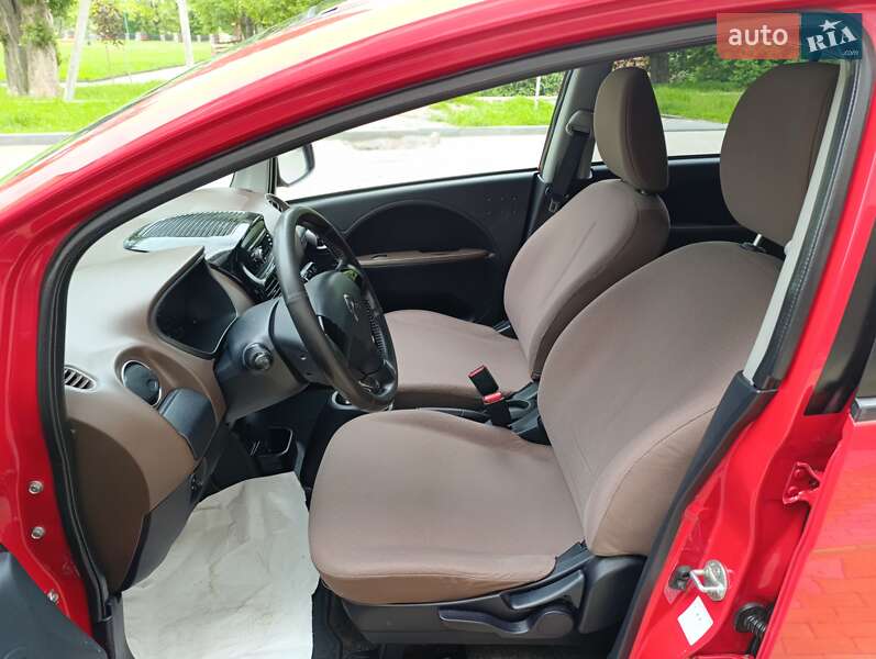 Хэтчбек Citroen C-Zero 2012 в Звягеле