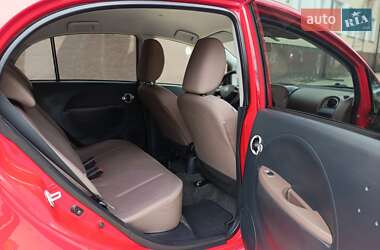 Хэтчбек Citroen C-Zero 2012 в 