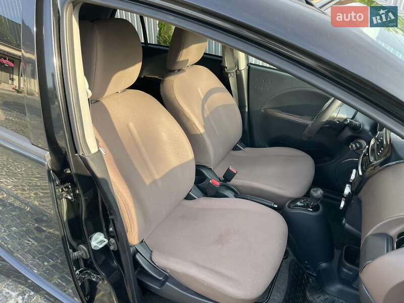 Хэтчбек Citroen C-Zero 2012 в Костополе