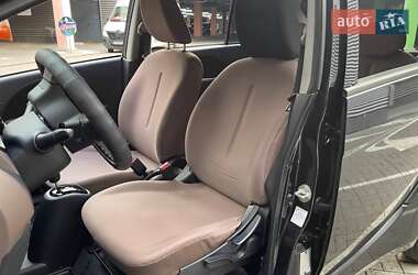 Хетчбек Citroen C-Zero 2015 в 