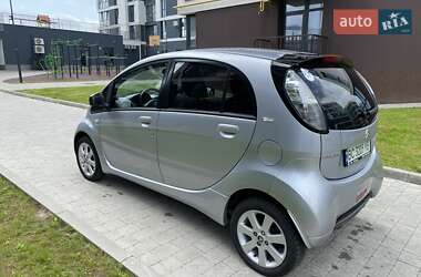 Хэтчбек Citroen C-Zero 2011 в 