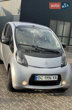 Хэтчбек Citroen C-Zero 2011 в 