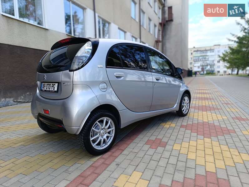 Хэтчбек Citroen C-Zero 2015 в Звягеле