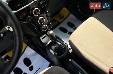Хэтчбек Citroen C-Zero 2012 в 