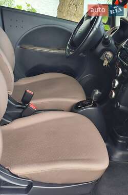 Хэтчбек Citroen C-Zero 2014 в 