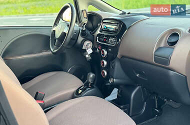 Хэтчбек Citroen C-Zero 2013 в 
