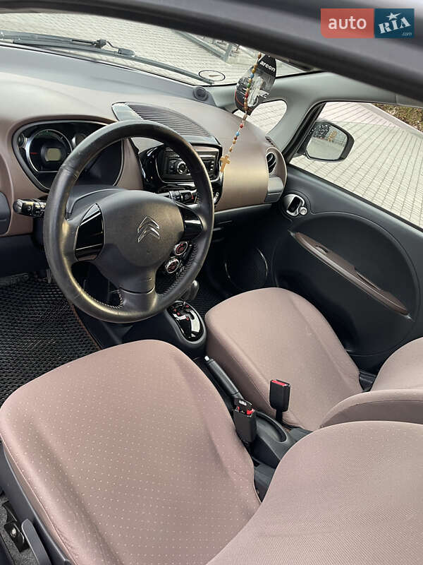 Хэтчбек Citroen C-Zero 2011 в Львове