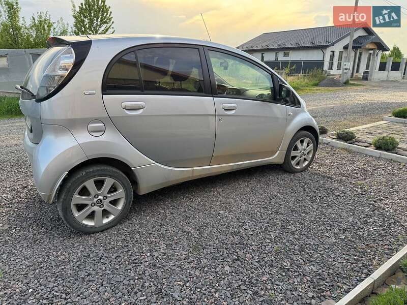Хэтчбек Citroen C-Zero 2014 в 