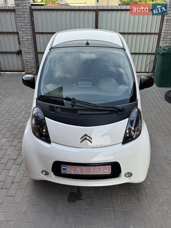 Хэтчбек Citroen C-Zero 2013 в Виннице