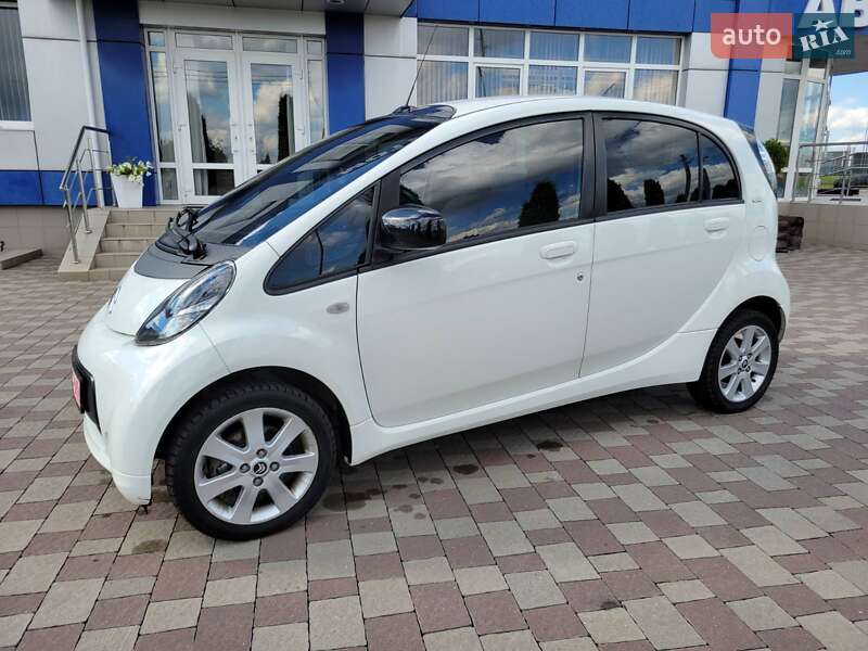Хэтчбек Citroen C-Zero 2011 в Сарнах