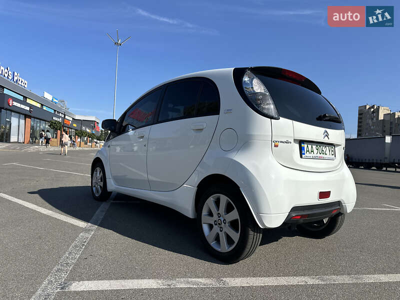 Хэтчбек Citroen C-Zero 2013 в Киеве