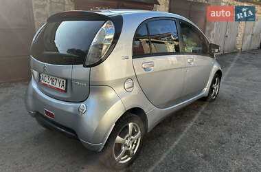 Хэтчбек Citroen C-Zero 2012 в 