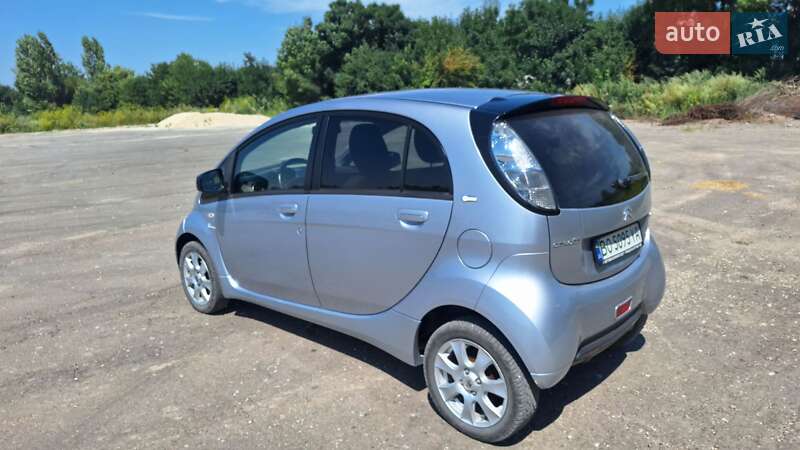 Хэтчбек Citroen C-Zero 2011 в Лановцах
