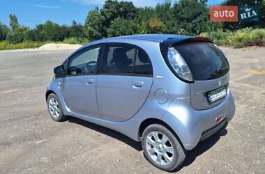 Хэтчбек Citroen C-Zero 2011 в 