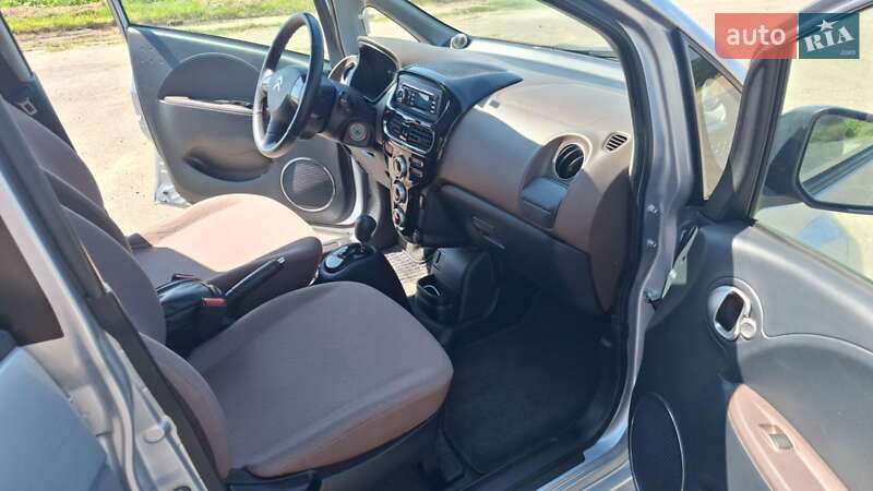 Хэтчбек Citroen C-Zero 2011 в Лановцах