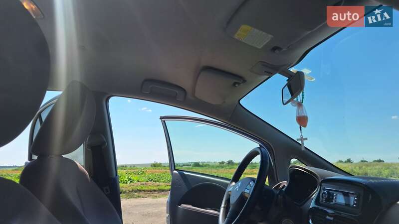 Хэтчбек Citroen C-Zero 2011 в Лановцах