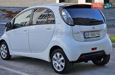 Хэтчбек Citroen C-Zero 2011 в 