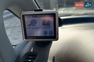 Хэтчбек Citroen C-Zero 2011 в 