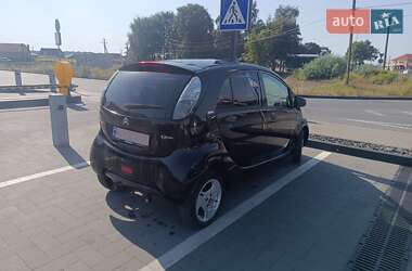 Хэтчбек Citroen C-Zero 2011 в 