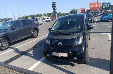 Хэтчбек Citroen C-Zero 2011 в 
