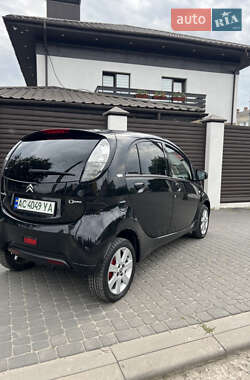 Хэтчбек Citroen C-Zero 2011 в 