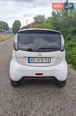 Хетчбек Citroen C-Zero 2011 в 