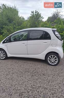 Хетчбек Citroen C-Zero 2011 в 