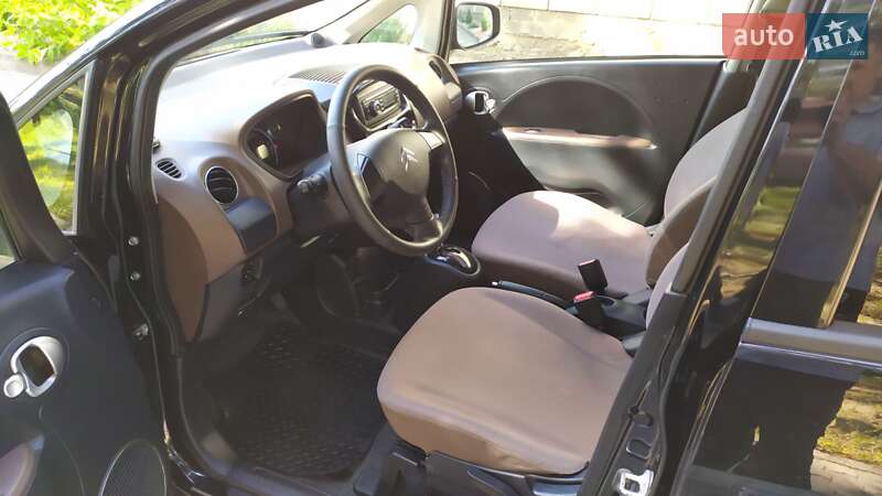 Хэтчбек Citroen C-Zero 2012 в Костополе