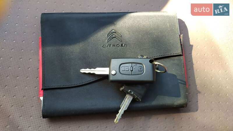 Хэтчбек Citroen C-Zero 2012 в Костополе