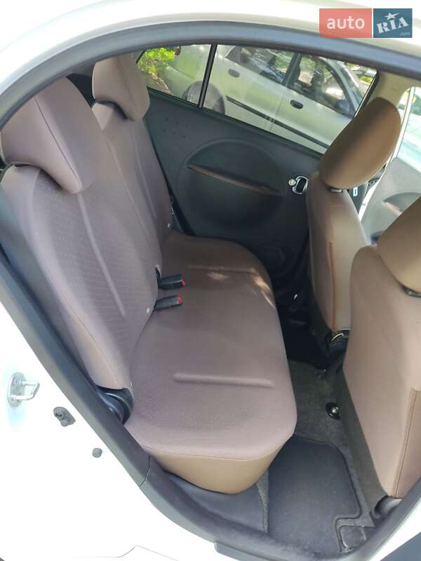 Хэтчбек Citroen C-Zero 2012 в Луцке