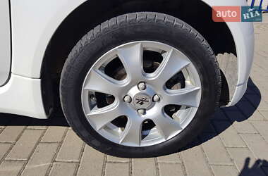 Хэтчбек Citroen C-Zero 2017 в 