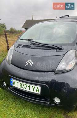 Хетчбек Citroen C-Zero 2011 в 