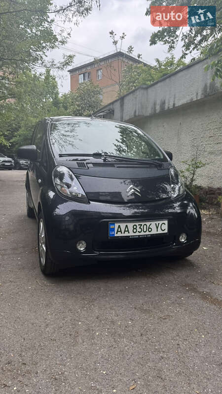 Хэтчбек Citroen C-Zero 2013 в Киеве