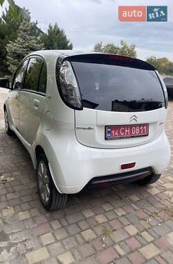 Хэтчбек Citroen C-Zero 2012 в 