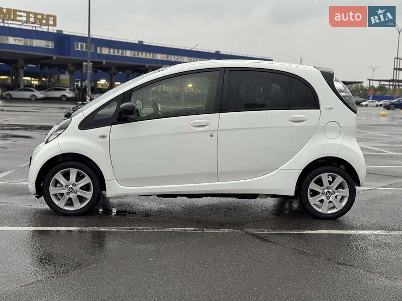 Хетчбек Citroen C-Zero 2017 в Києві