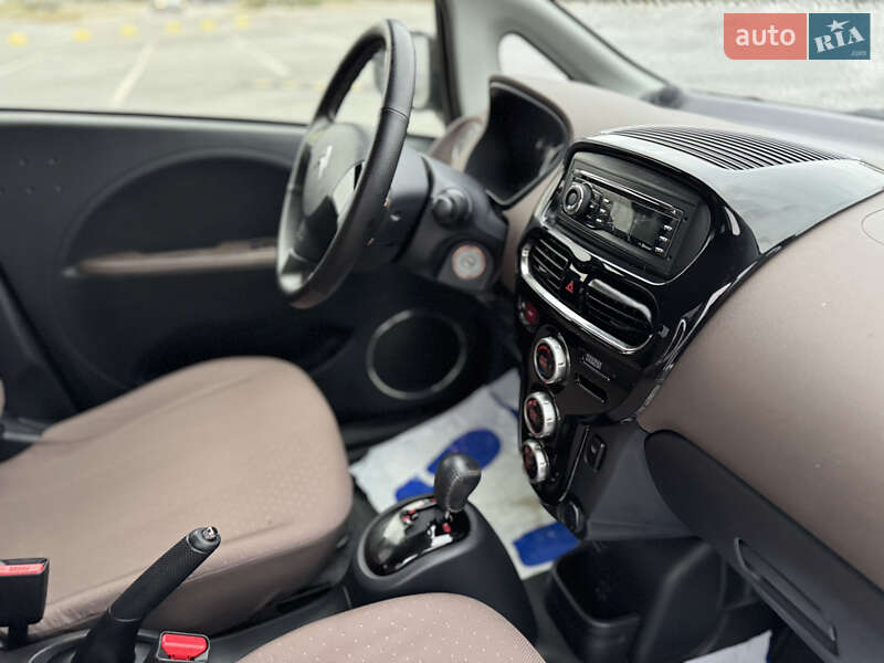 Хетчбек Citroen C-Zero 2017 в Києві