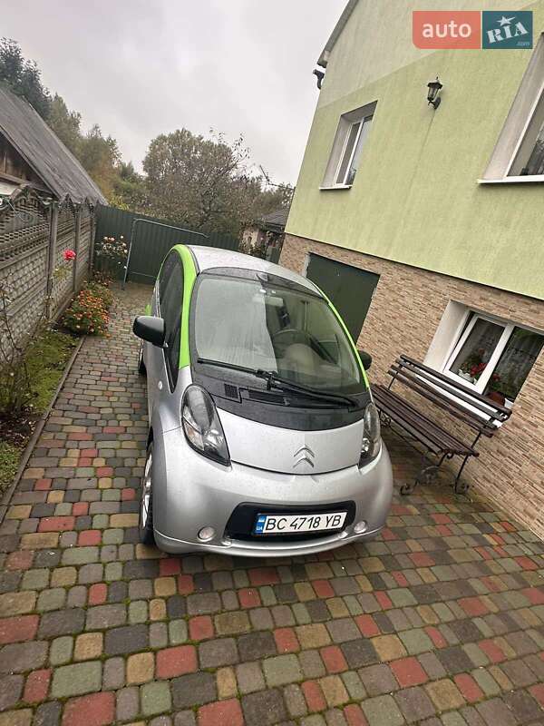 Хэтчбек Citroen C-Zero 2011 в Львове