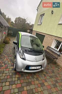 Хэтчбек Citroen C-Zero 2011 в 