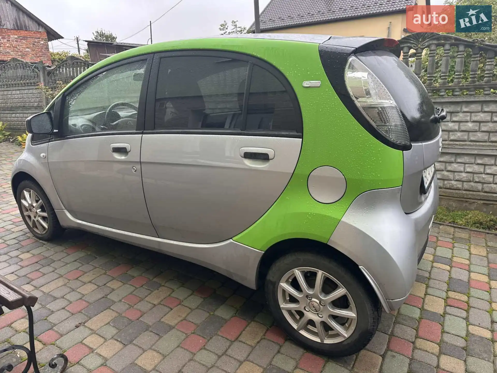 2011 Citroen C-ZERO - мініатюра 9