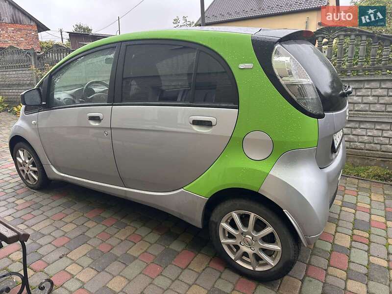 Хэтчбек Citroen C-Zero 2011 в Львове
