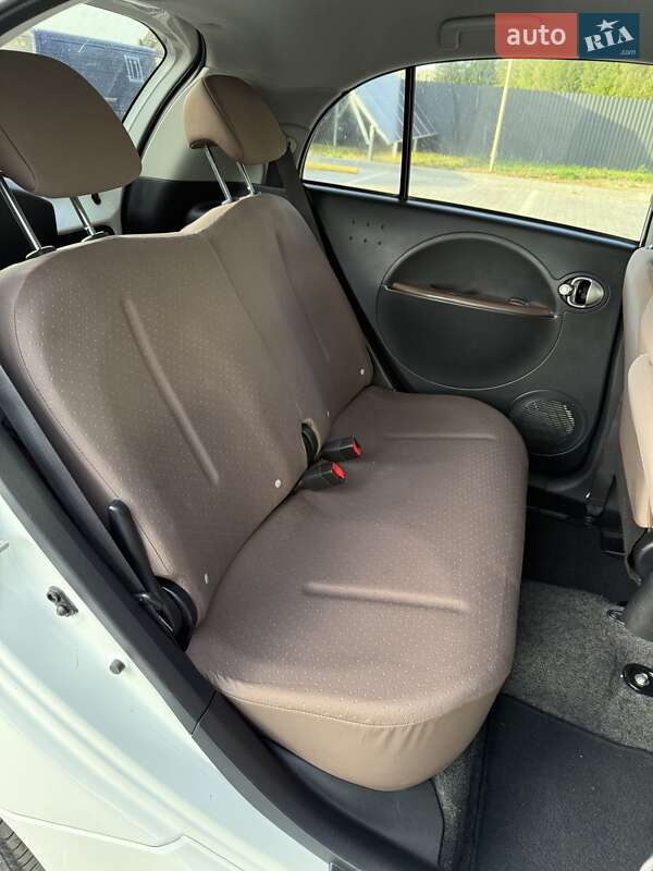 Хетчбек Citroen C-Zero 2014 в Володимирі фото 36 Хетчбек Citroen C-Zero 2014 в Володимирі