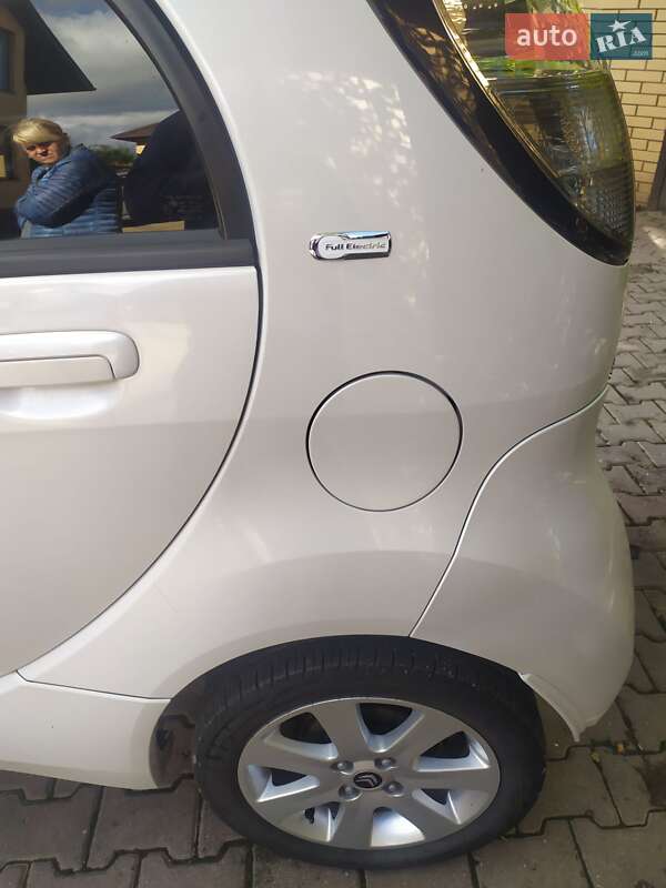 Хэтчбек Citroen C-Zero 2012 в Виннице фото 14 Хэтчбек Citroen C-Zero 2012 в Виннице