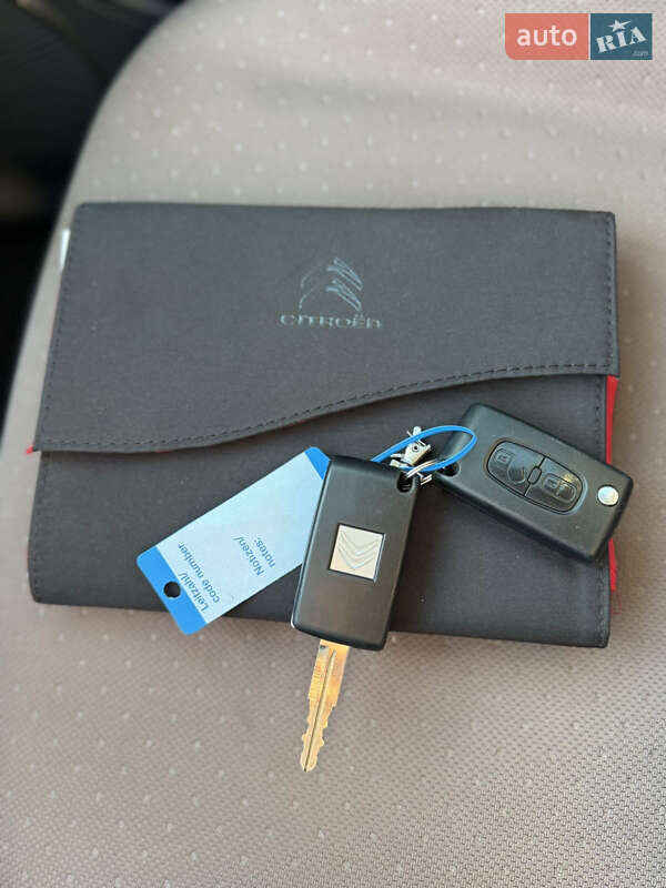 Хетчбек Citroen C-Zero 2015 в Радехові фото 19 Хетчбек Citroen C-Zero 2015 в Радехові